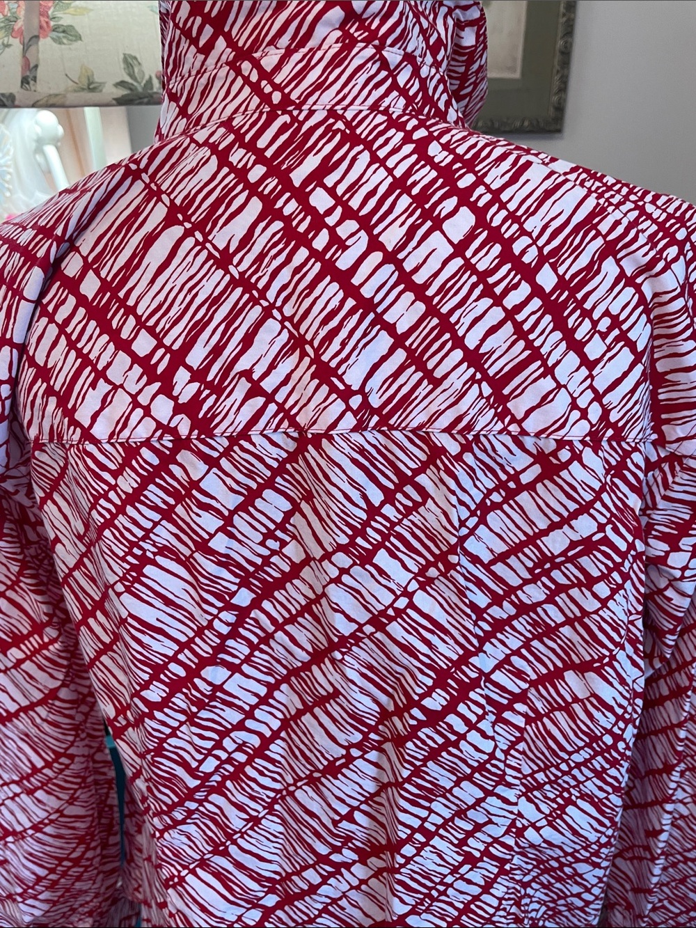 Womens Chico  Red & White Patterned Button-Up Shirt - Picture 7 of 11